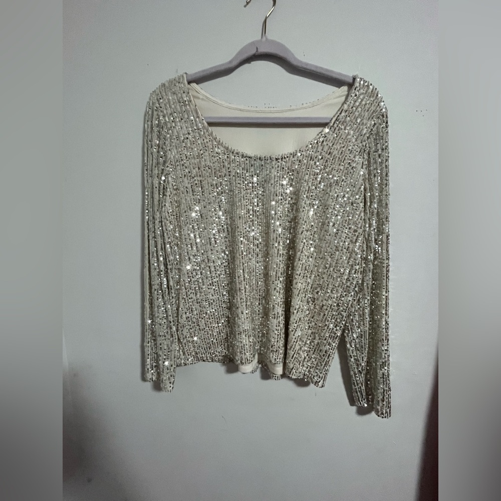 Scoop Line, woman shirt